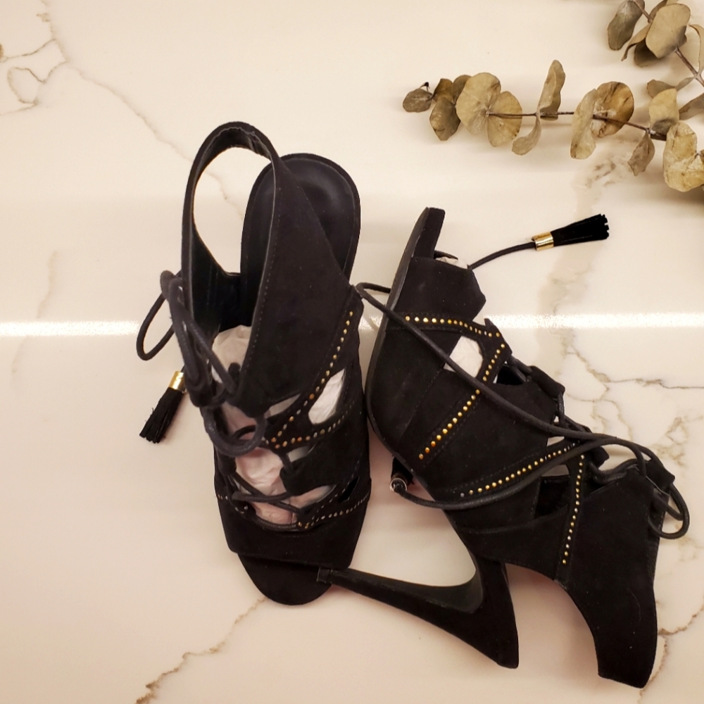 CALL IT SPRING size 8 platform laceup sandals